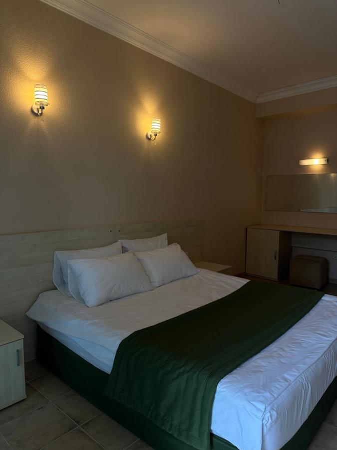 Andamati Beach Resort Григолети Экстерьер фото